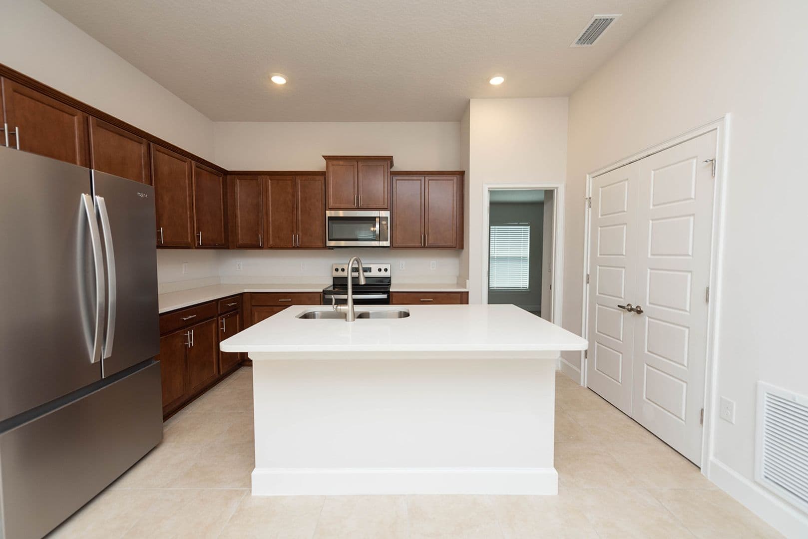 Palm Bay House: 1146 Kylar Drive NW