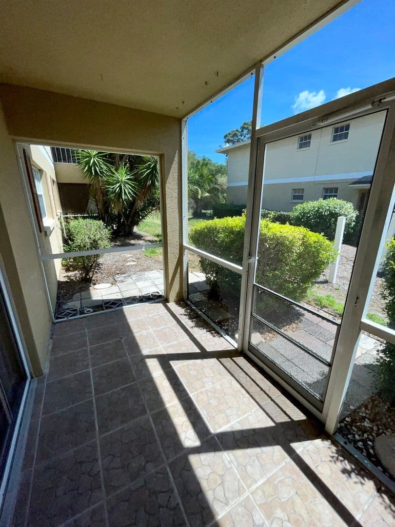 Palm Bay House: 1664 Sunny Brook Lane NE