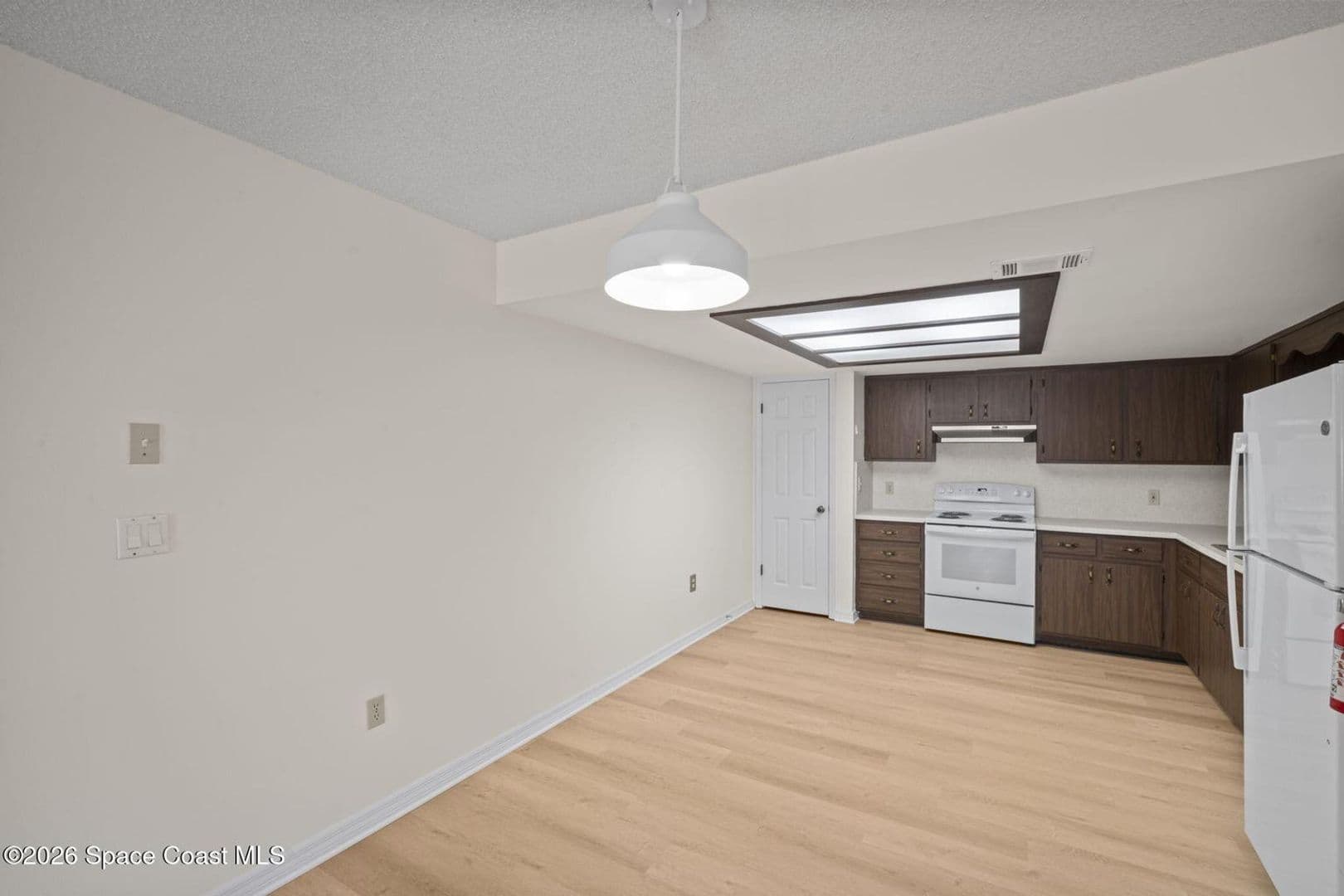 Melbourne House: 1780 Stewart Pl