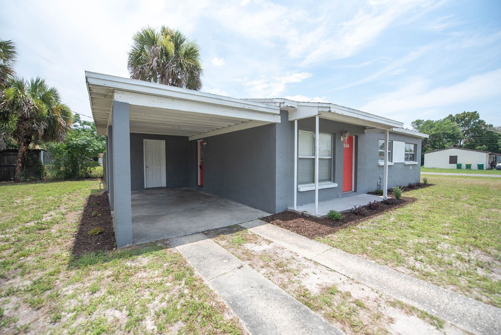 Cocoa House: 504 N Carolina Ave