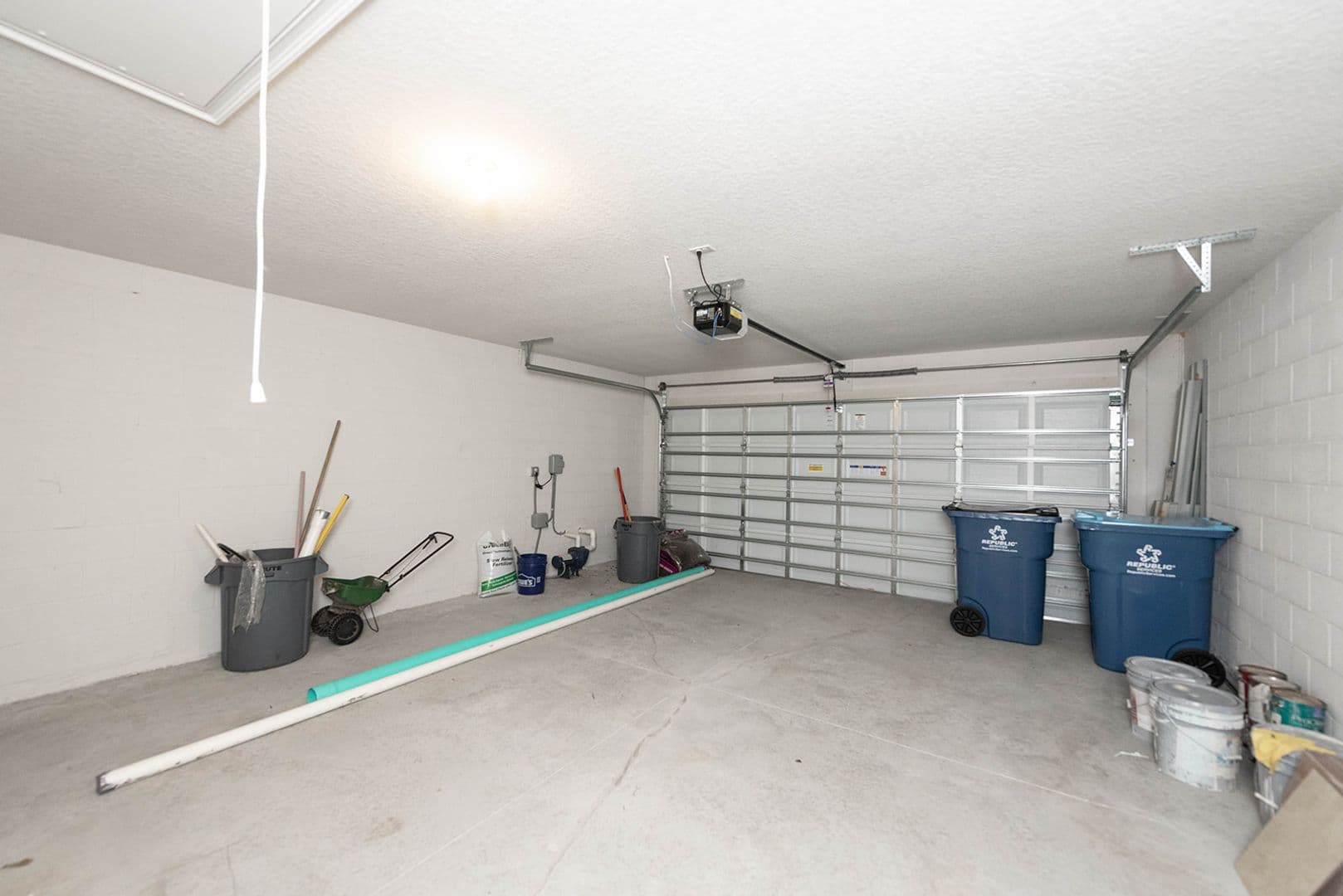 Palm Bay House: 1146 Kylar Drive NW
