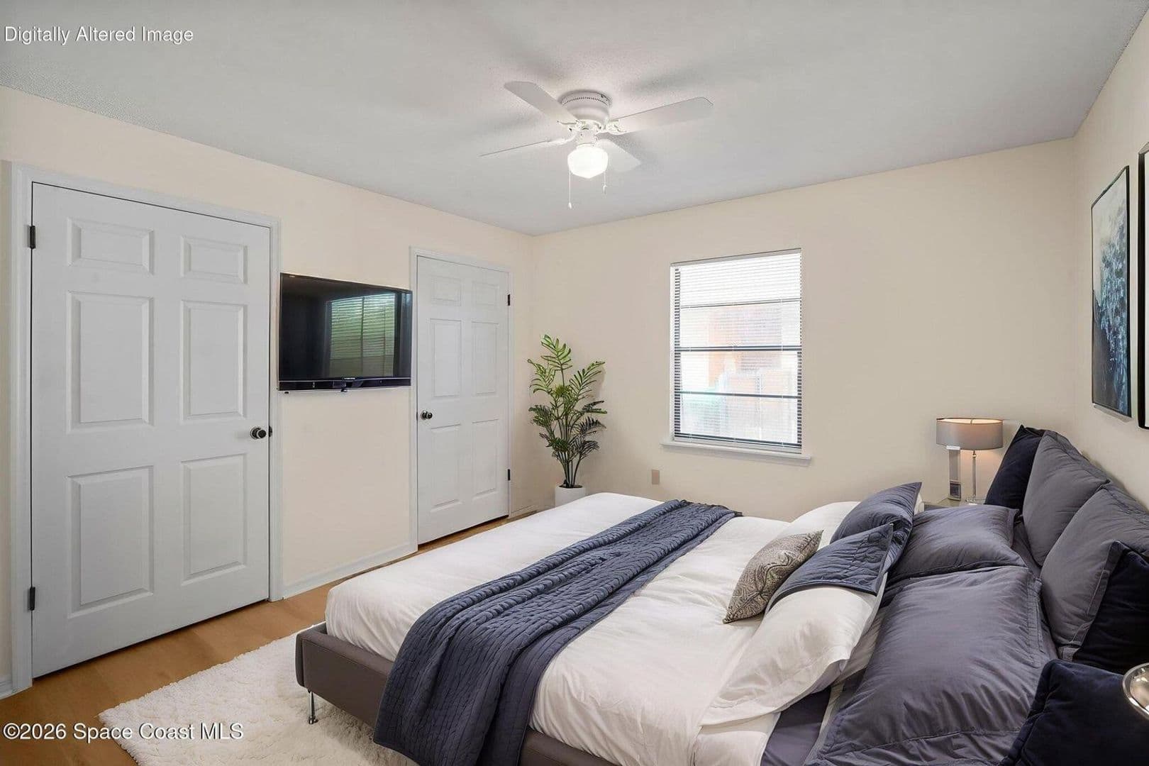 Melbourne House: 1780 Stewart Pl