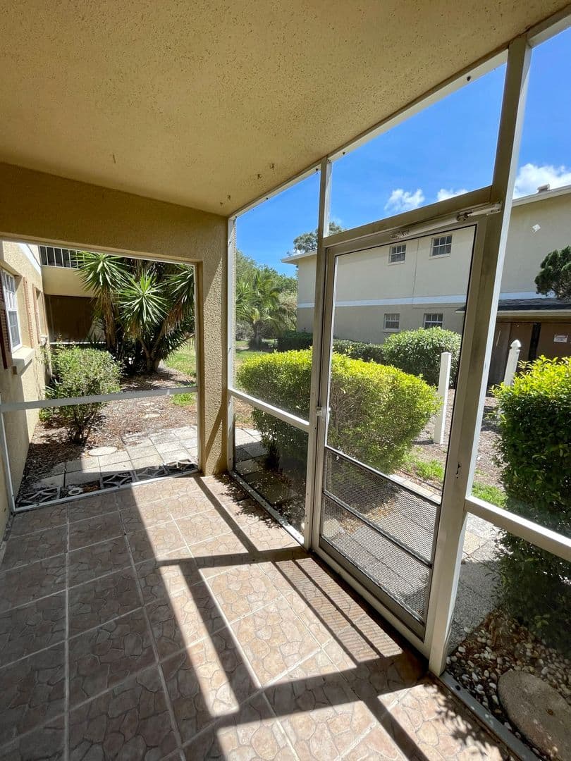 Palm Bay House: 1664 Sunny Brook Lane NE