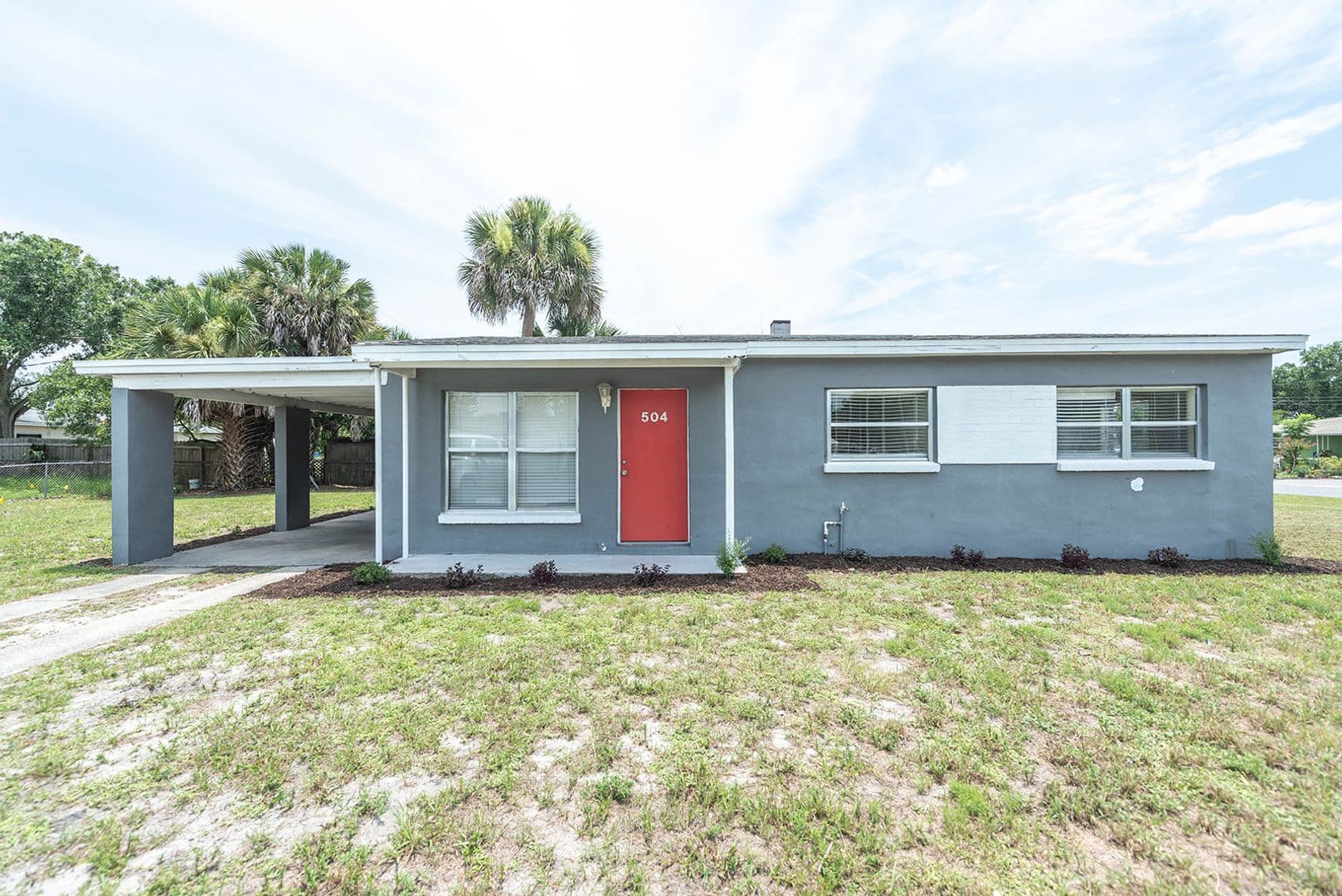 Cocoa House: 504 N Carolina Ave