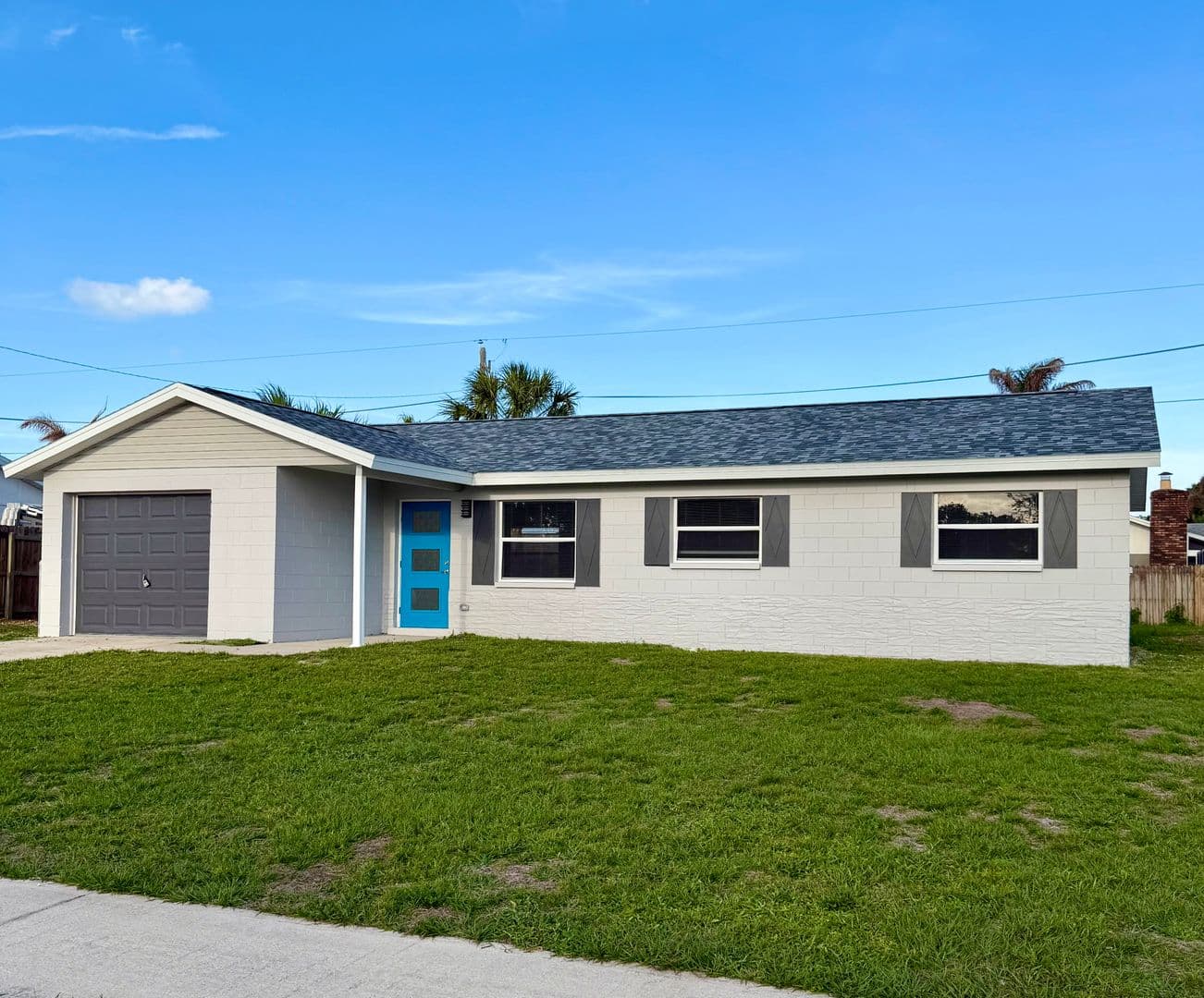 Melbourne House: 557 Chantilly Dr