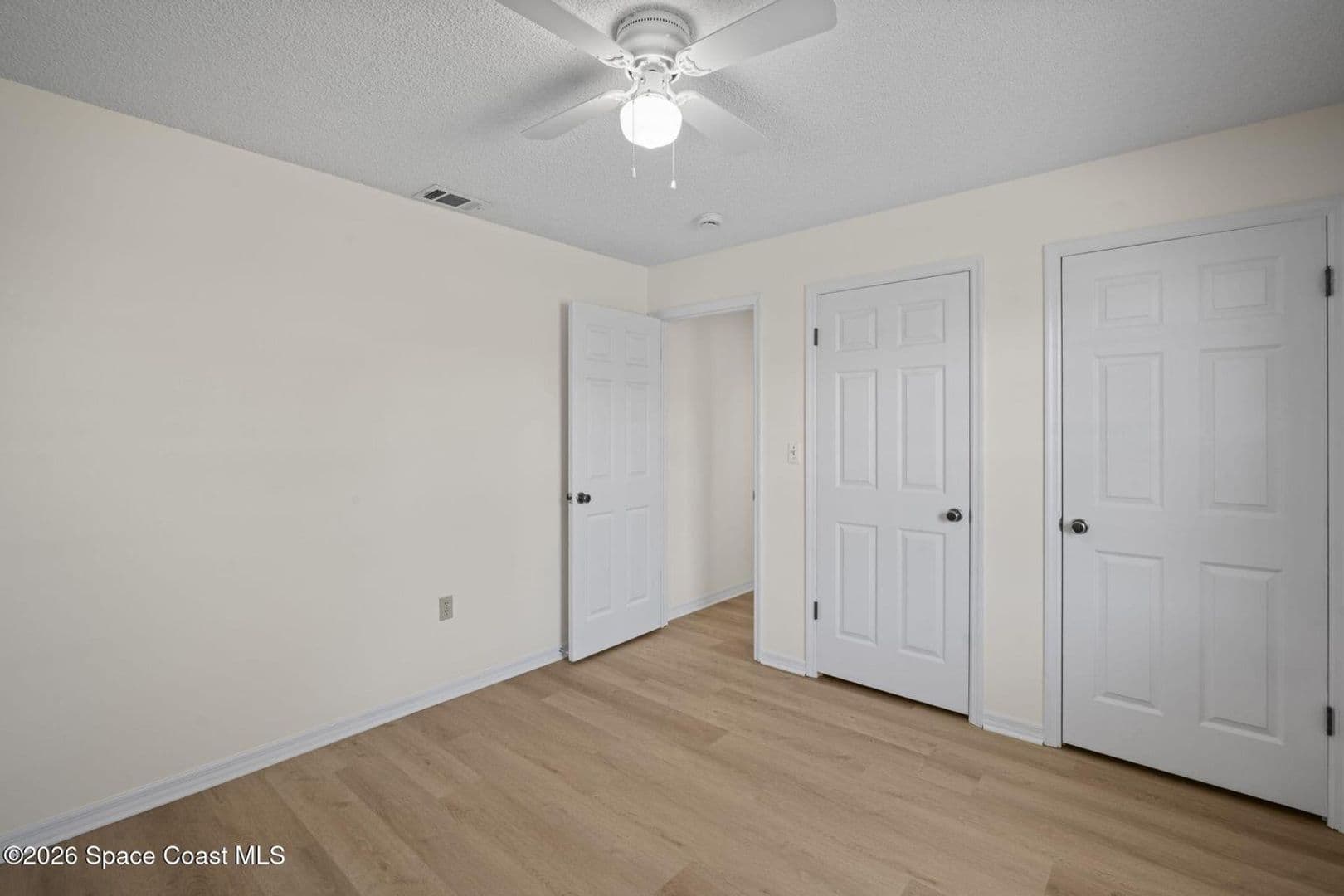 Melbourne House: 1780 Stewart Pl