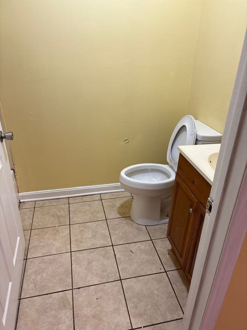 Asheboro Apartment: 422 Brewer Street