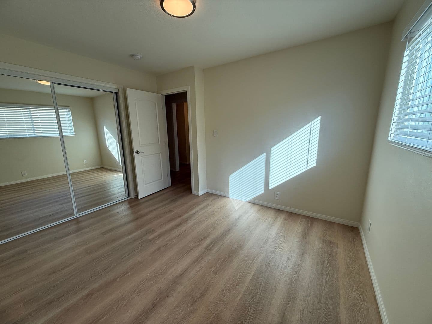 Oxnard Apartment: 227-233 Wolff Street