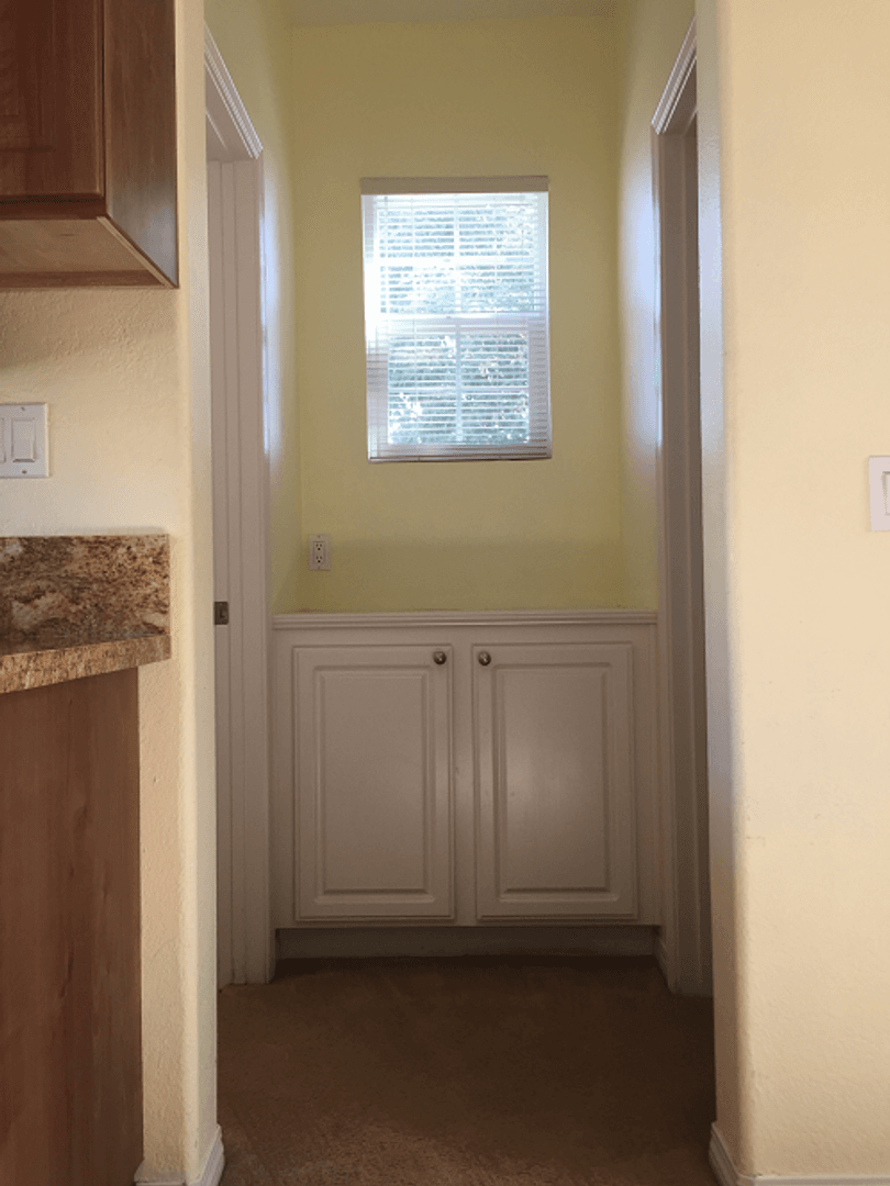 Oxnard House: 3155 Nimes Lane - Studio