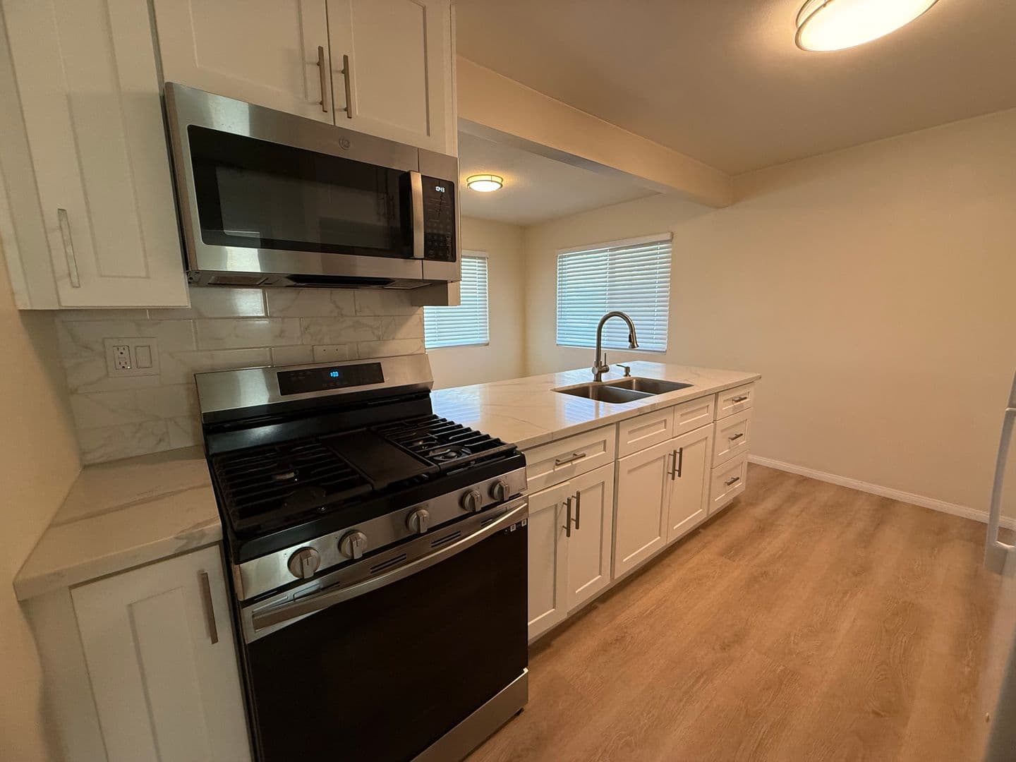 Oxnard Apartment: 227-233 Wolff Street