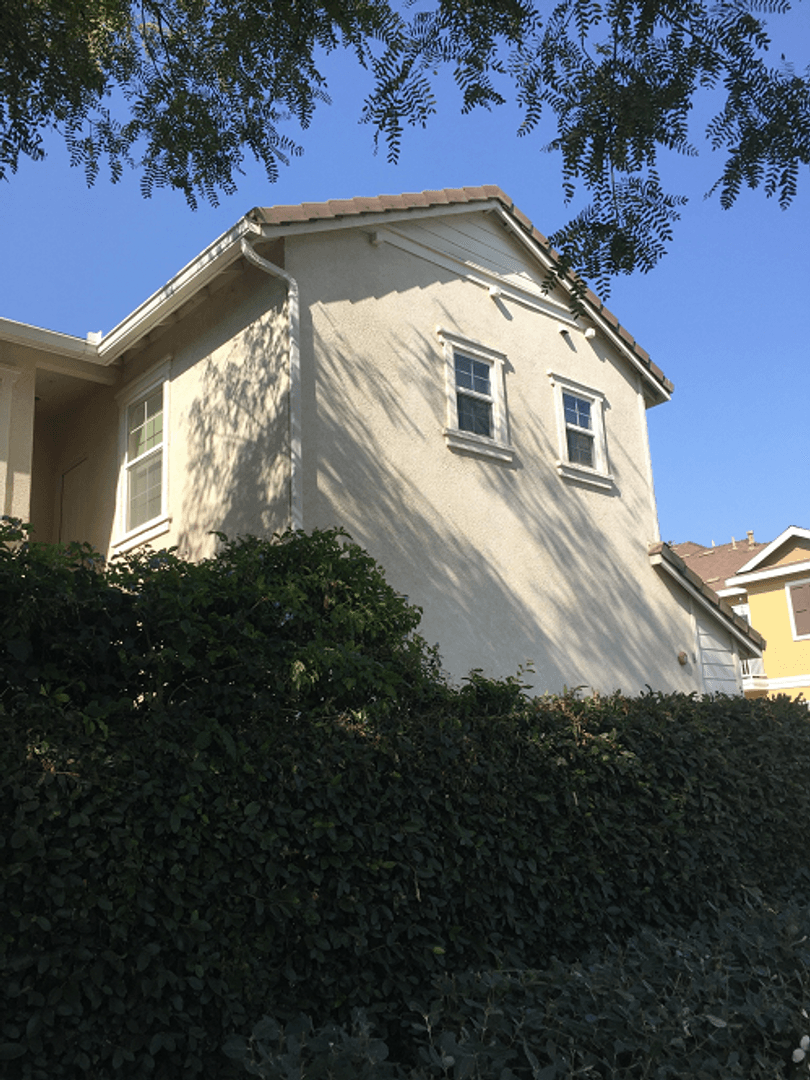 Oxnard House: 3155 Nimes Lane - Studio