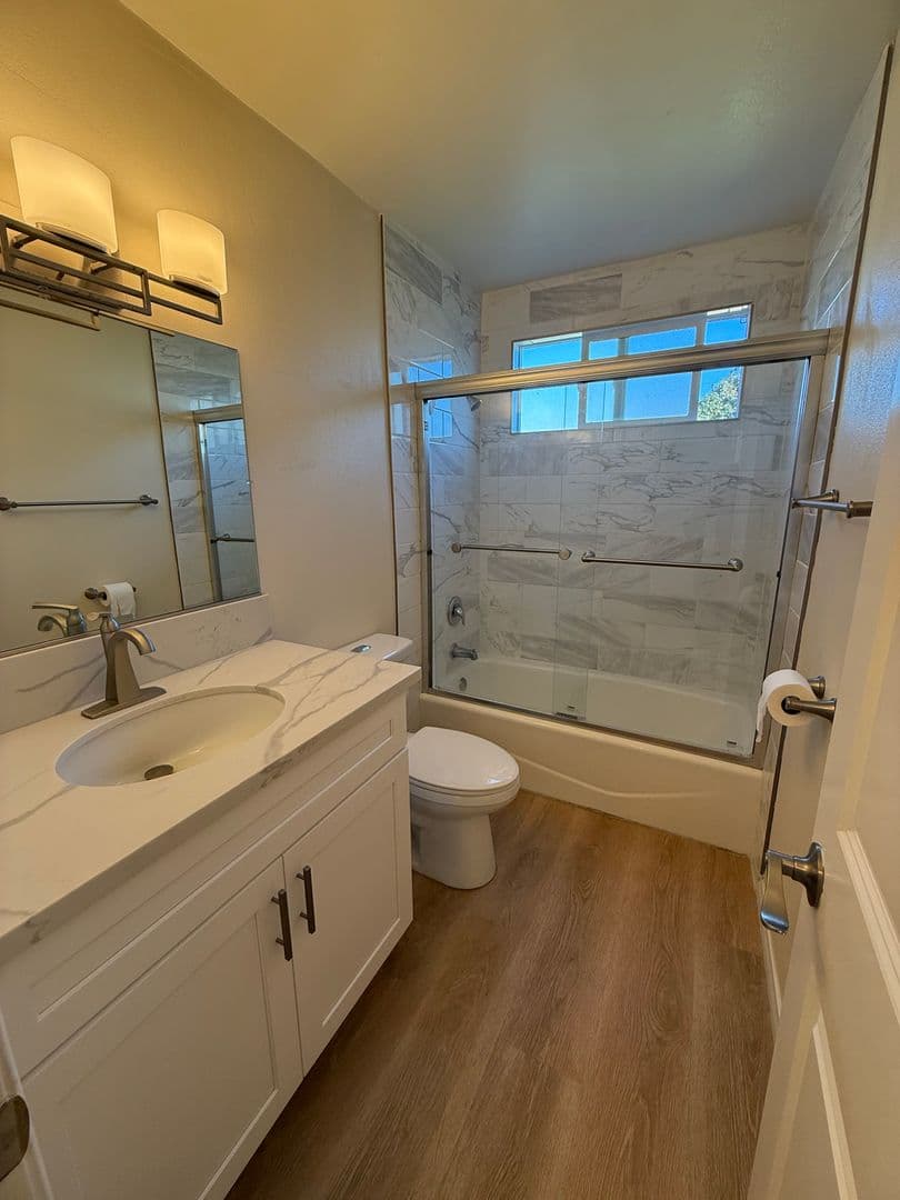 Oxnard Apartment: 227-233 Wolff Street