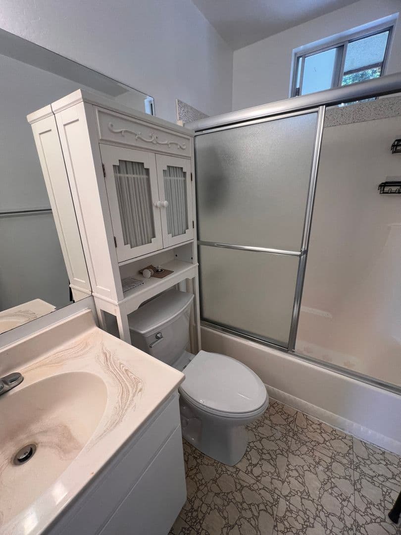 Ventura Apartment: 3263 - 3275 Hilltop