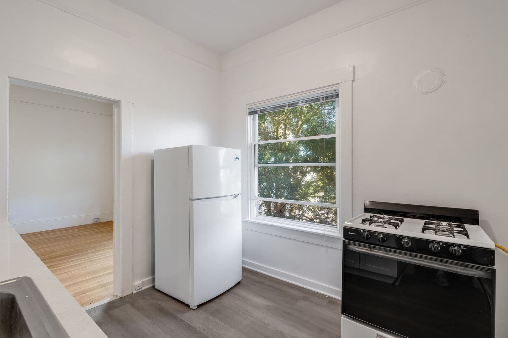 San Francisco Apartment: 354 11th Avenue