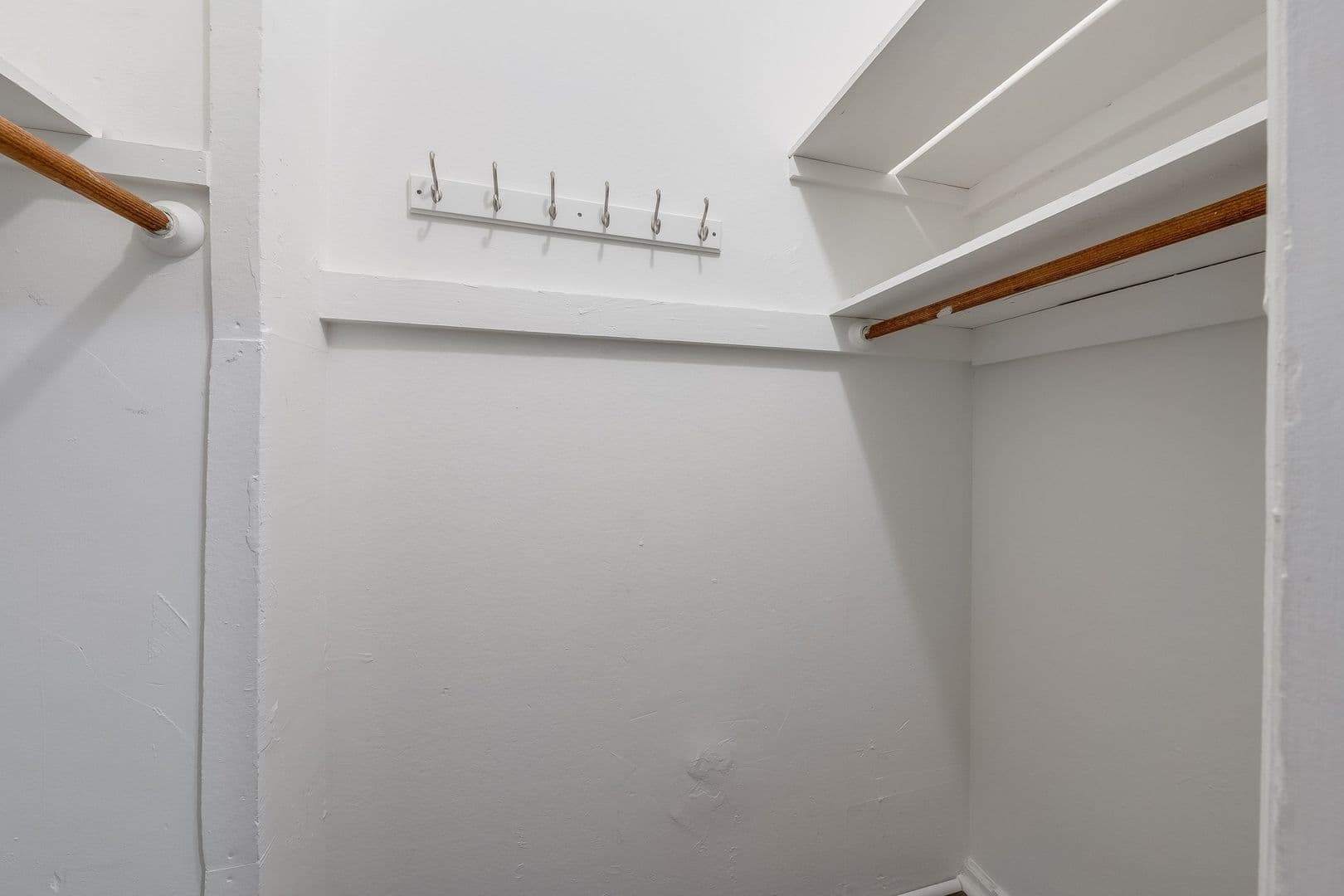 San Francisco Apartment: 354 11th Avenue