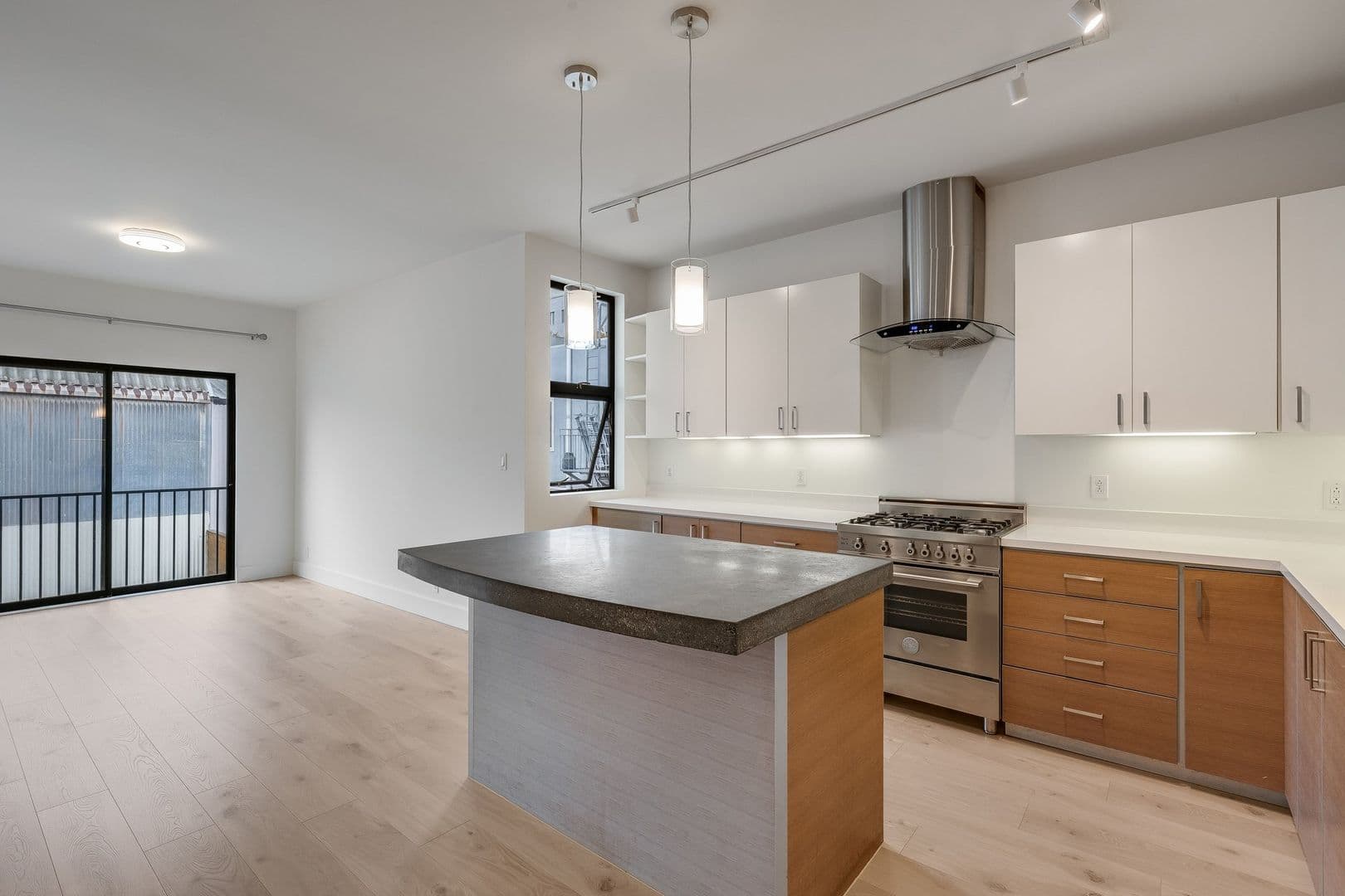 San Francisco Apartment: 18-22 Boardman Place