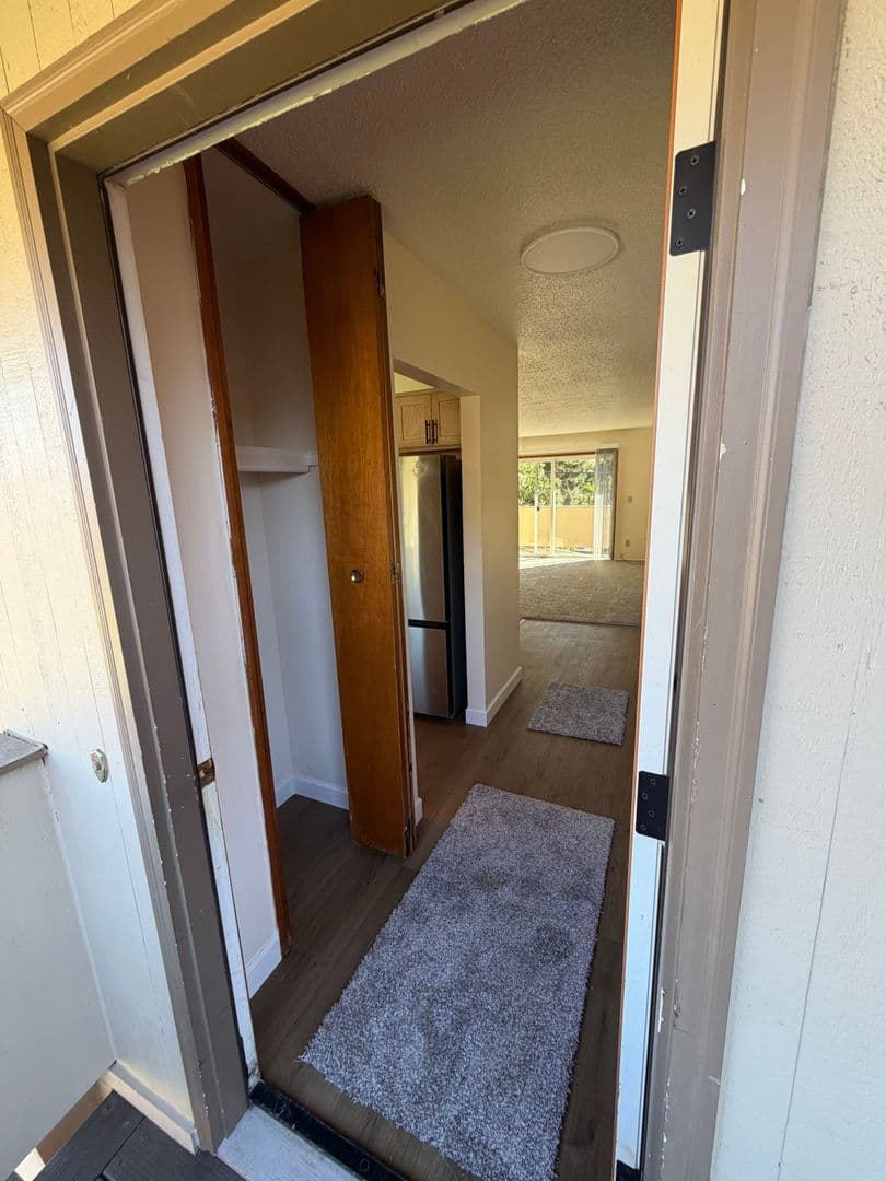 McMinnville Apartment: 700 NW 12th St