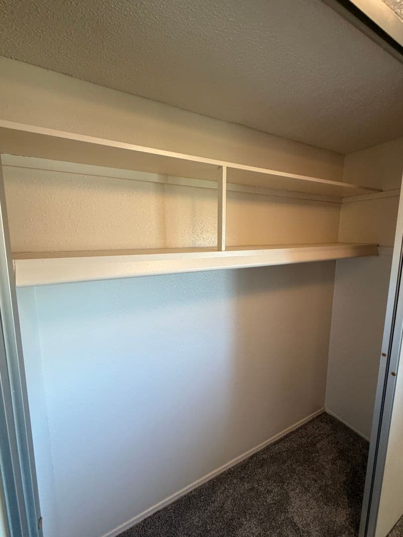 McMinnville Apartment: 700 NW 12th St