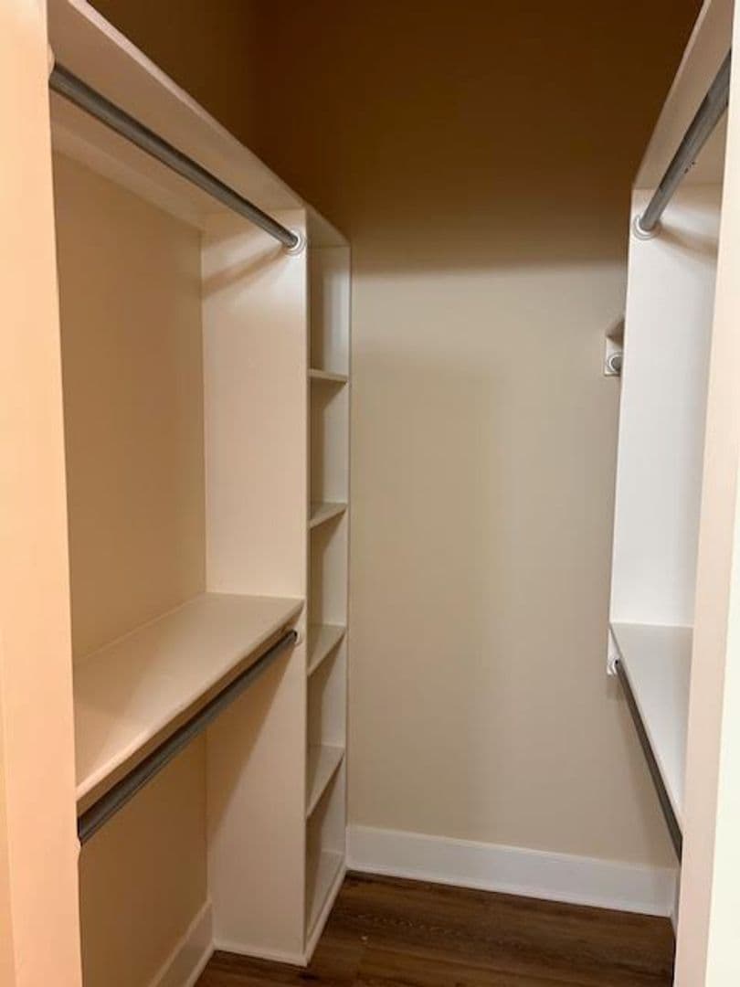 Valley Center Apartment: 503 E Harper