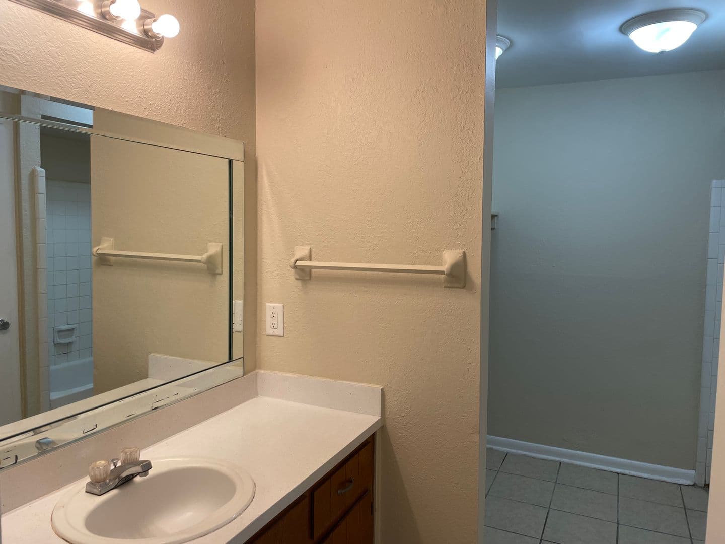 Birmingham Apartment: 2438 Grayson Valley Drive