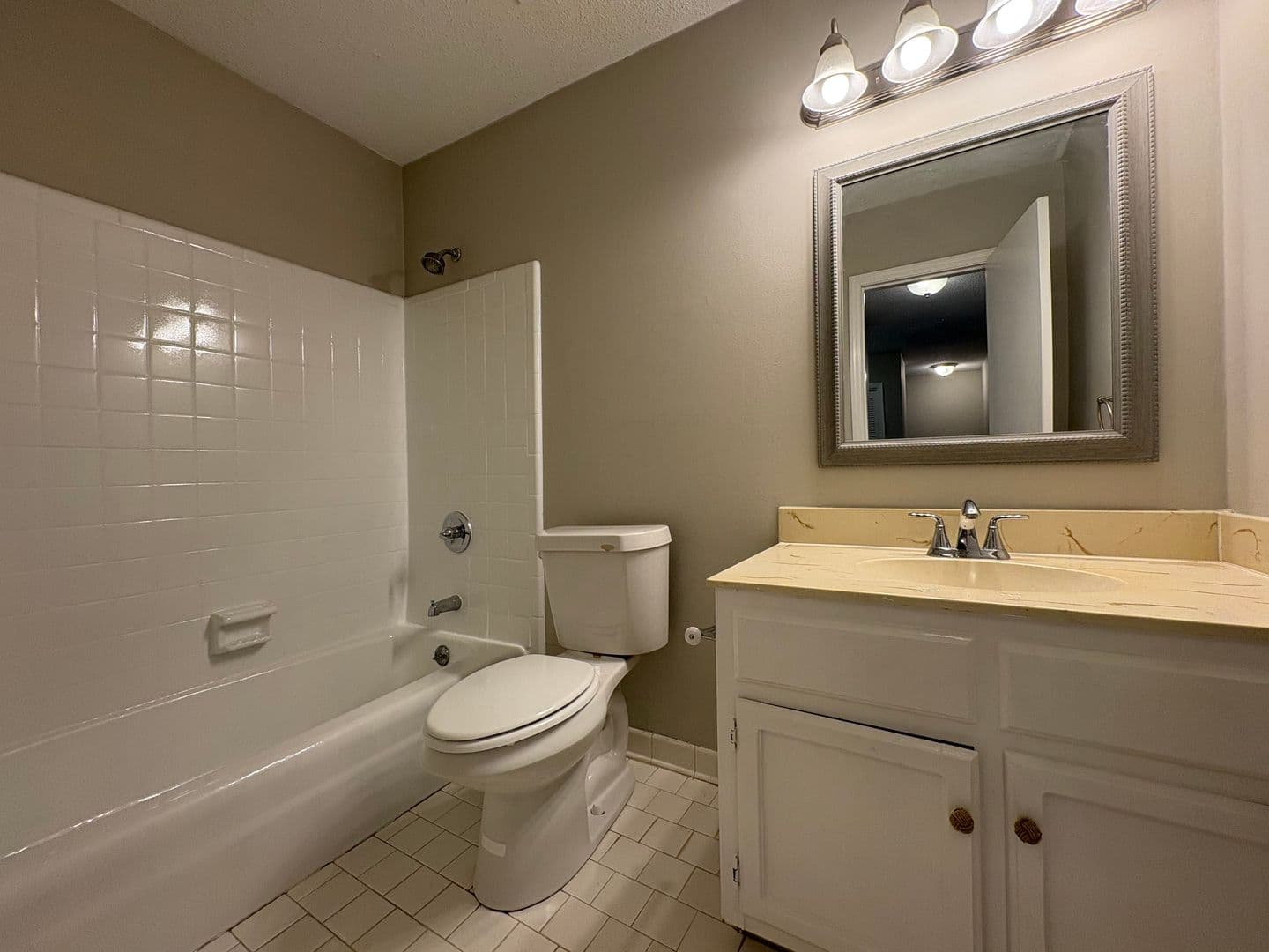 Hoover House: 3654 Haven View Circle