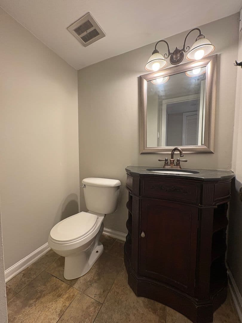 Hoover House: 3654 Haven View Circle