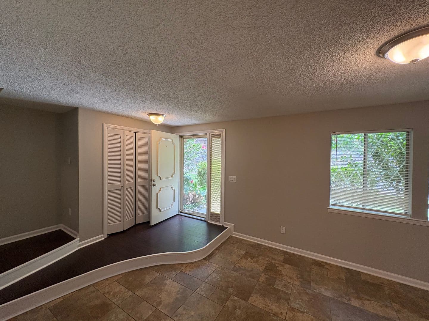 Hoover House: 3654 Haven View Circle