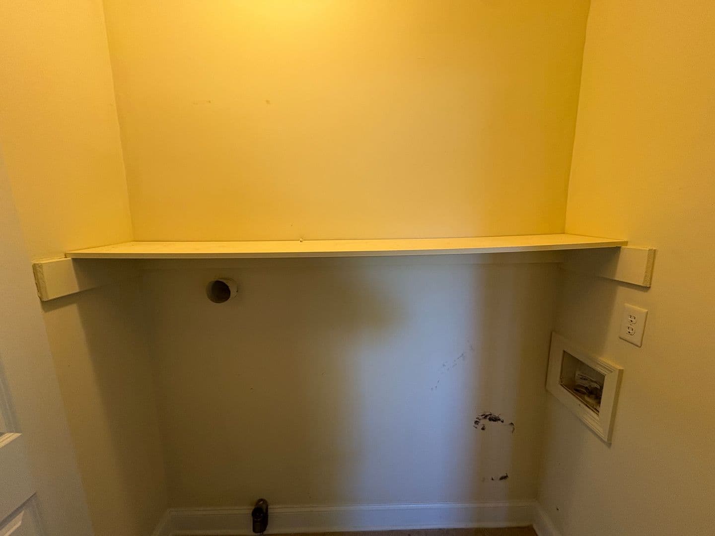 Odenville House: 145 Yvon Street