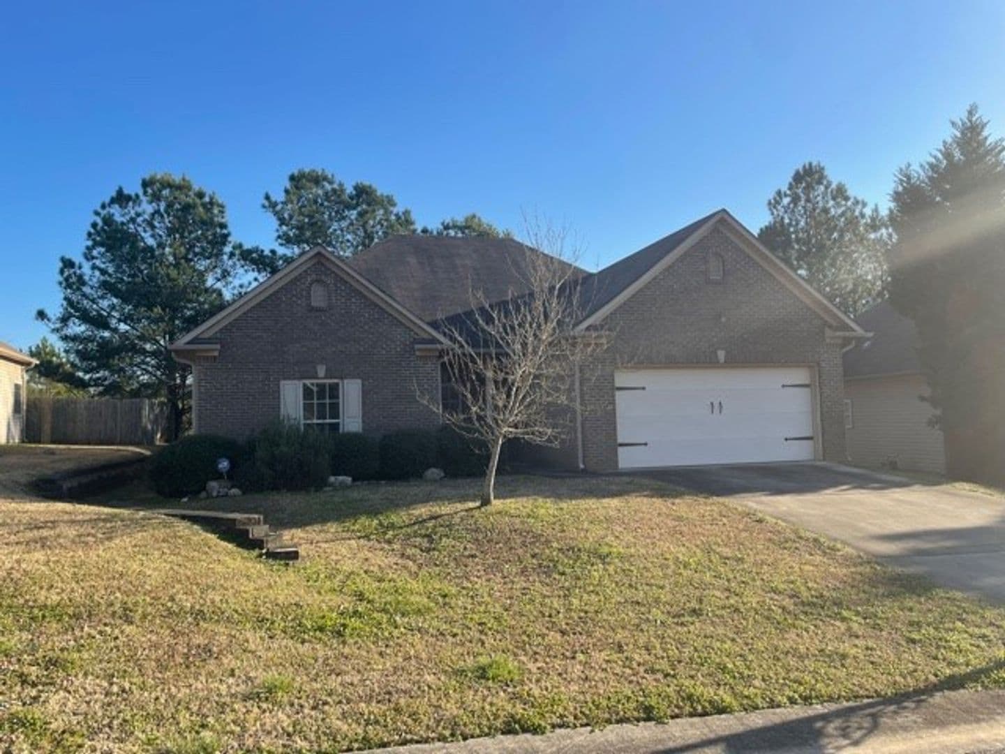 Alabaster House: 122 Sunflower Place