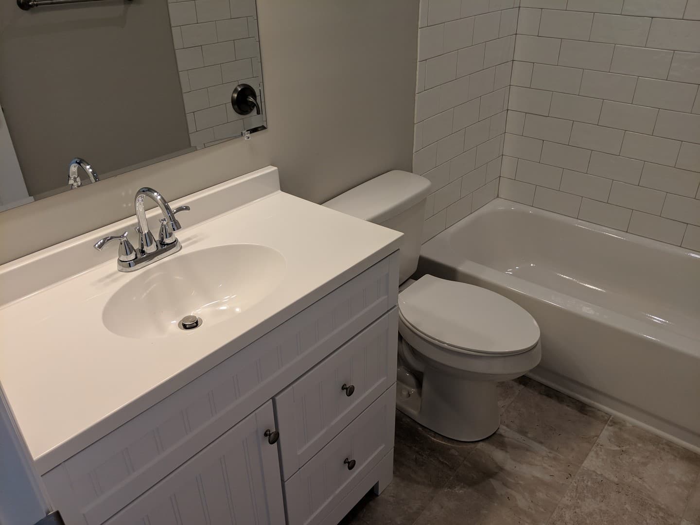 Ashville House: 25 Smalltown Circle