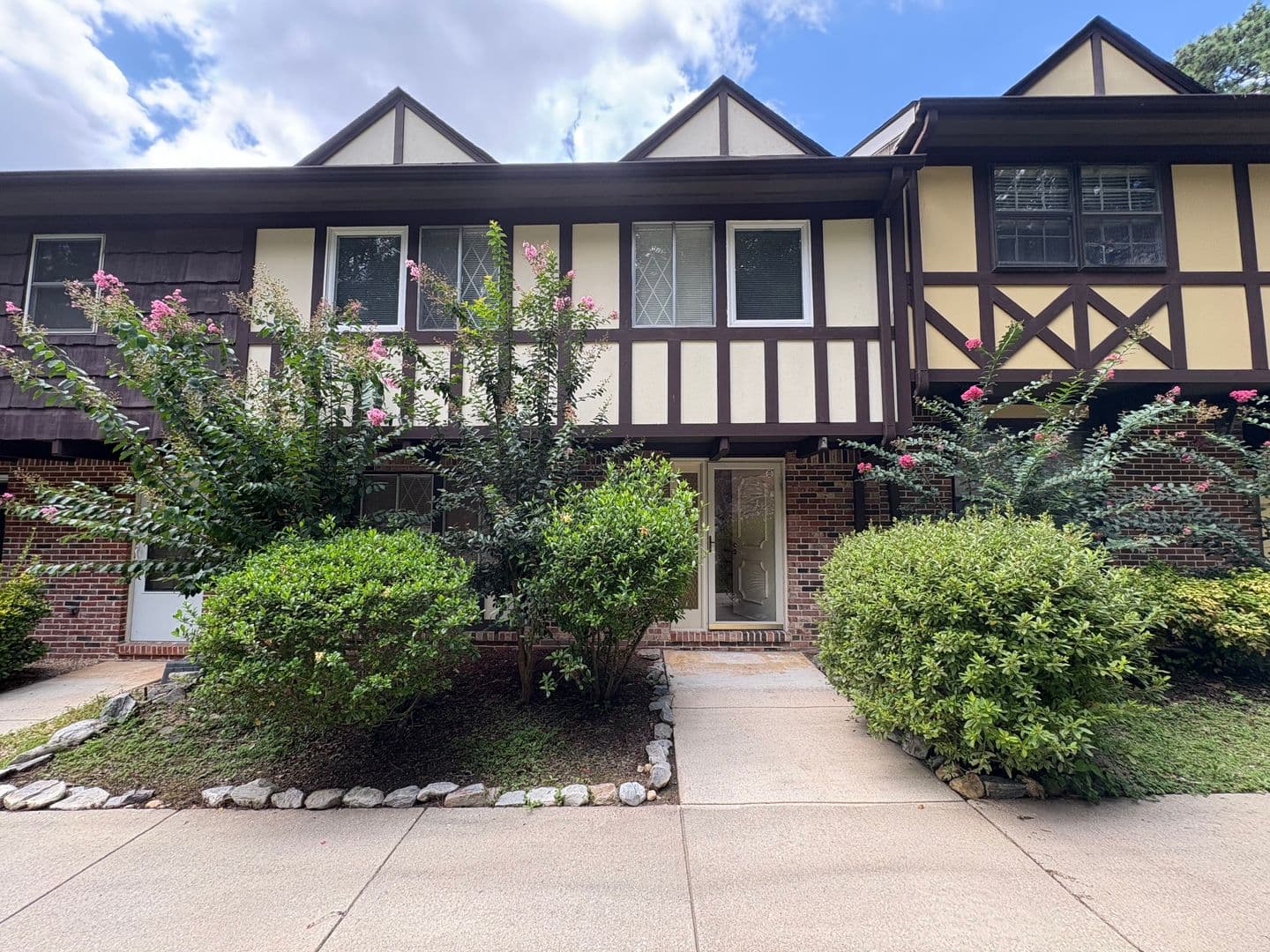 Hoover House: 3654 Haven View Circle