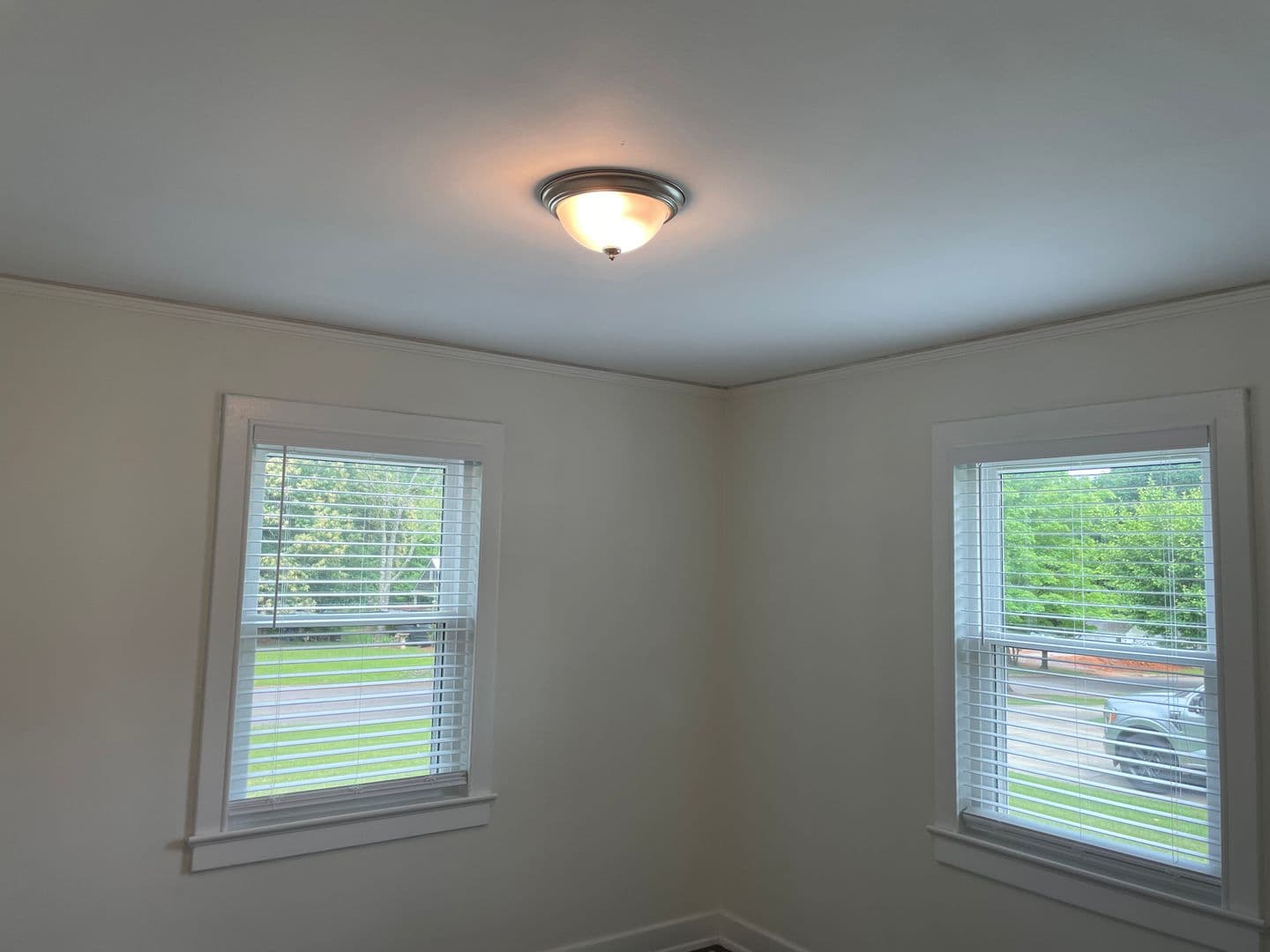 Trussville House: 408 Rockridge Ave