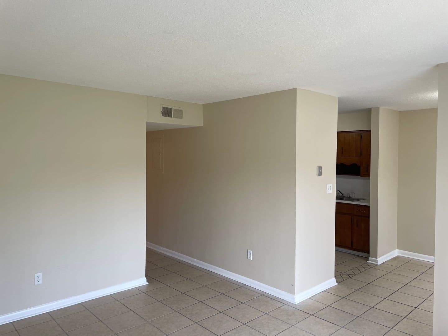 Birmingham Apartment: 2438 Grayson Valley Drive