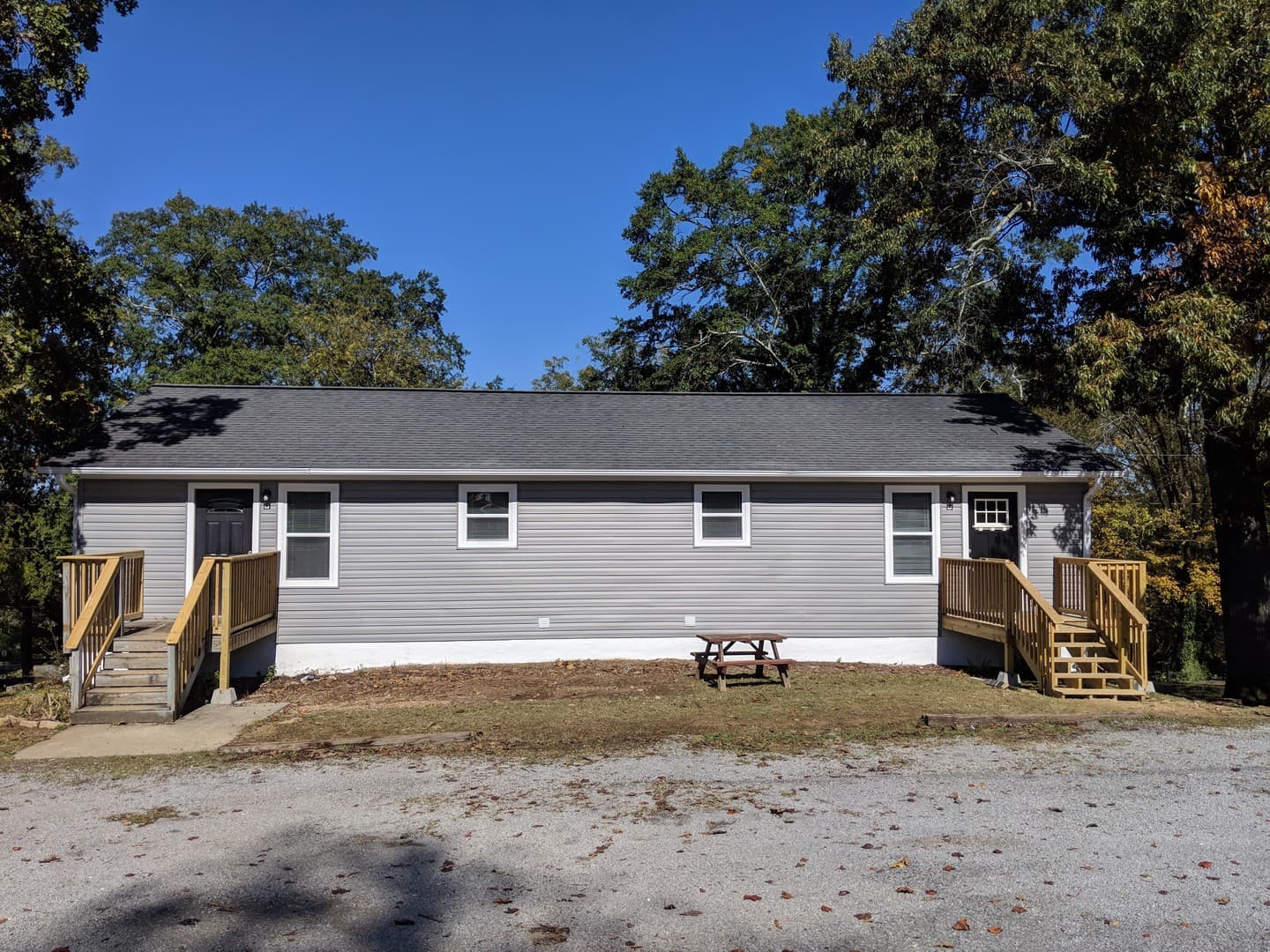 Ashville House: 25 Smalltown Circle