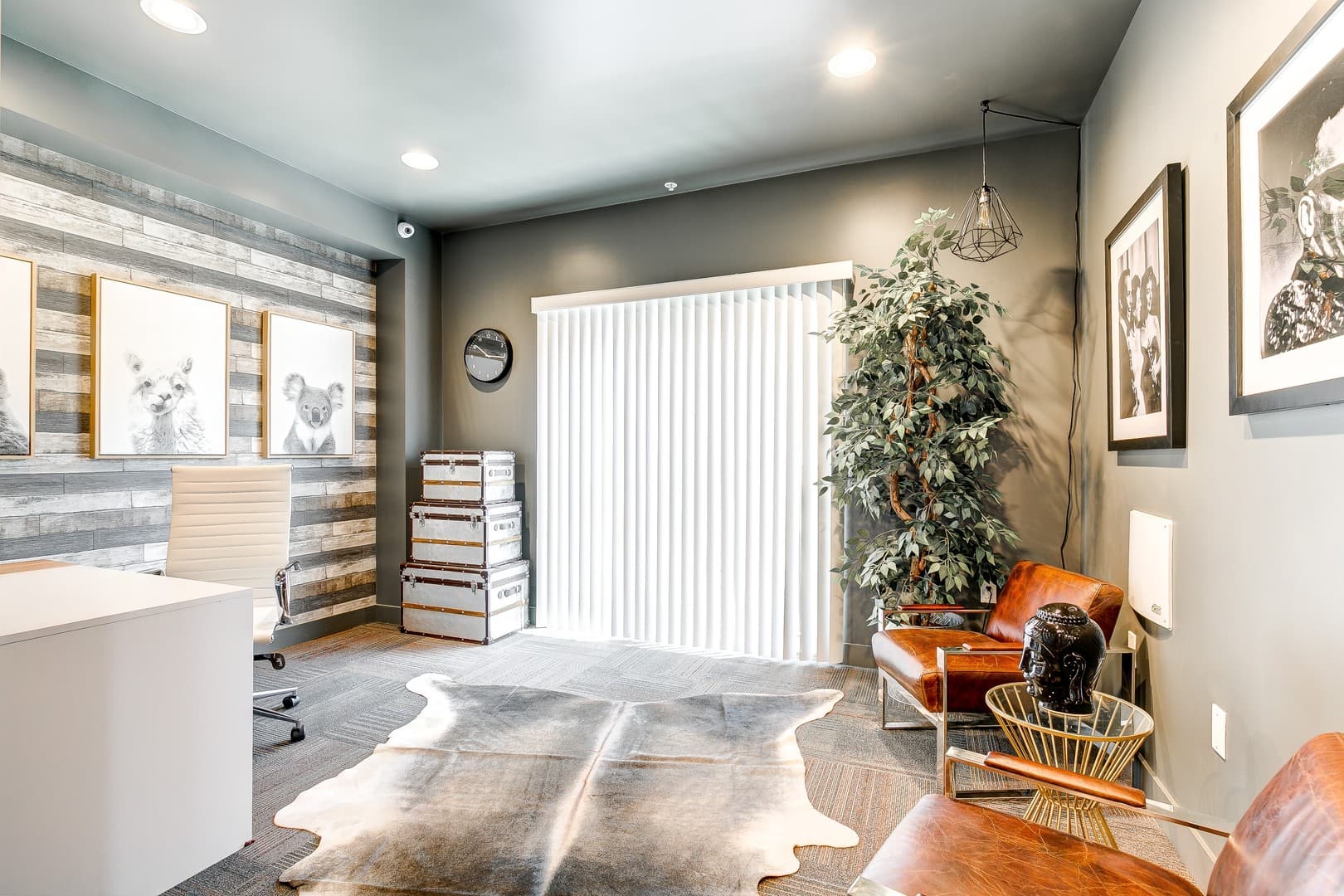 North Hollywood Apartment: 5338 Cartwright Ave.