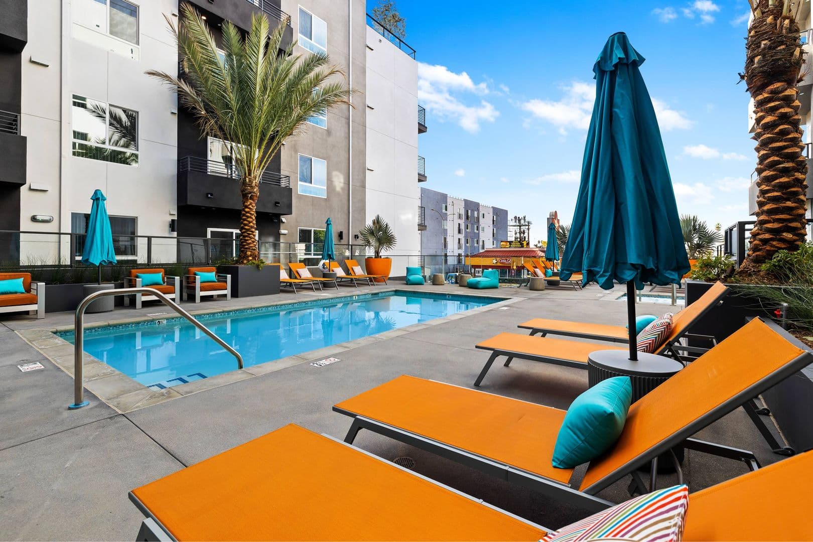 Van Nuys Apartment: 7650 Van Nuys Blvd.