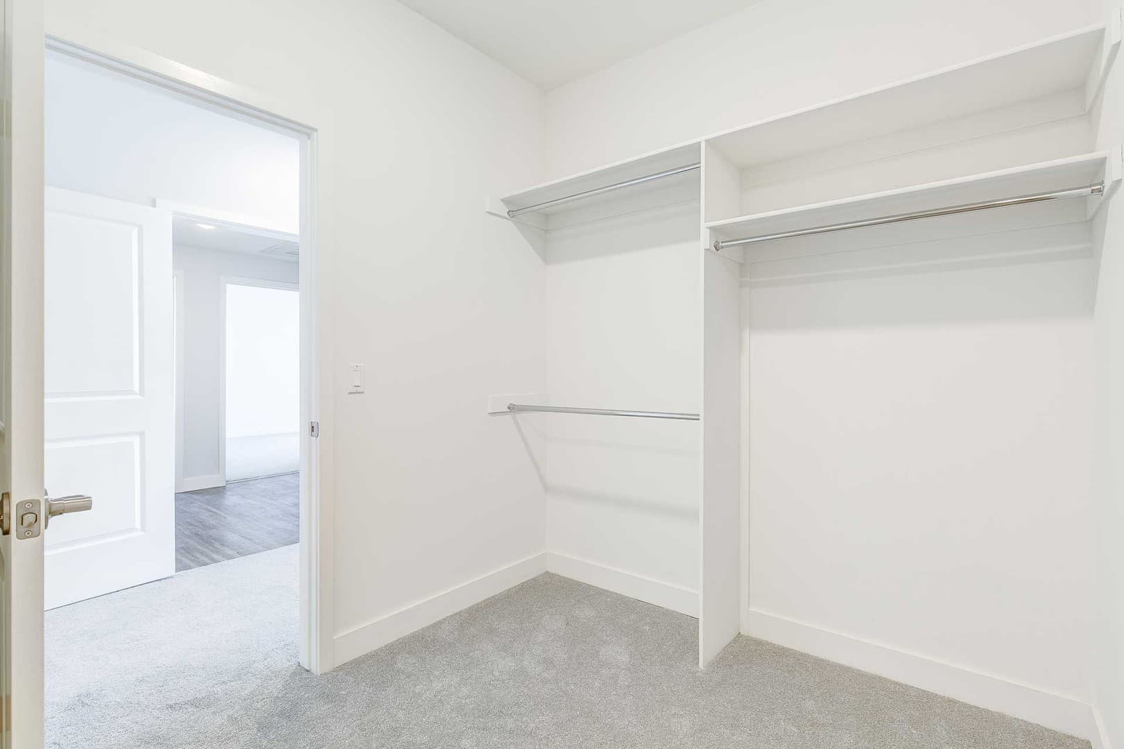 North Hollywood Apartment: 11721 Runnymede St.