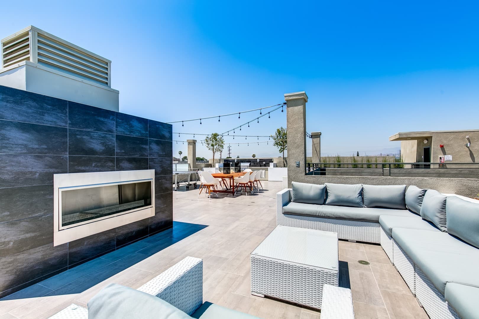 North Hollywood Apartment: 5338 Cartwright Ave.