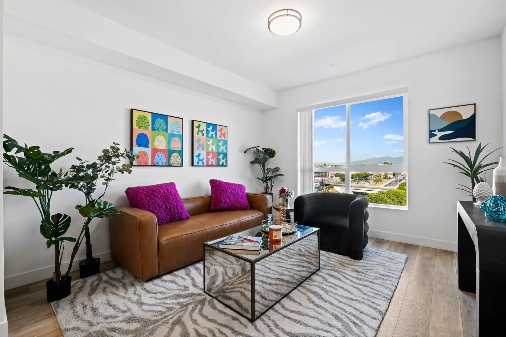 Van Nuys Apartment: 7650 Van Nuys Blvd.