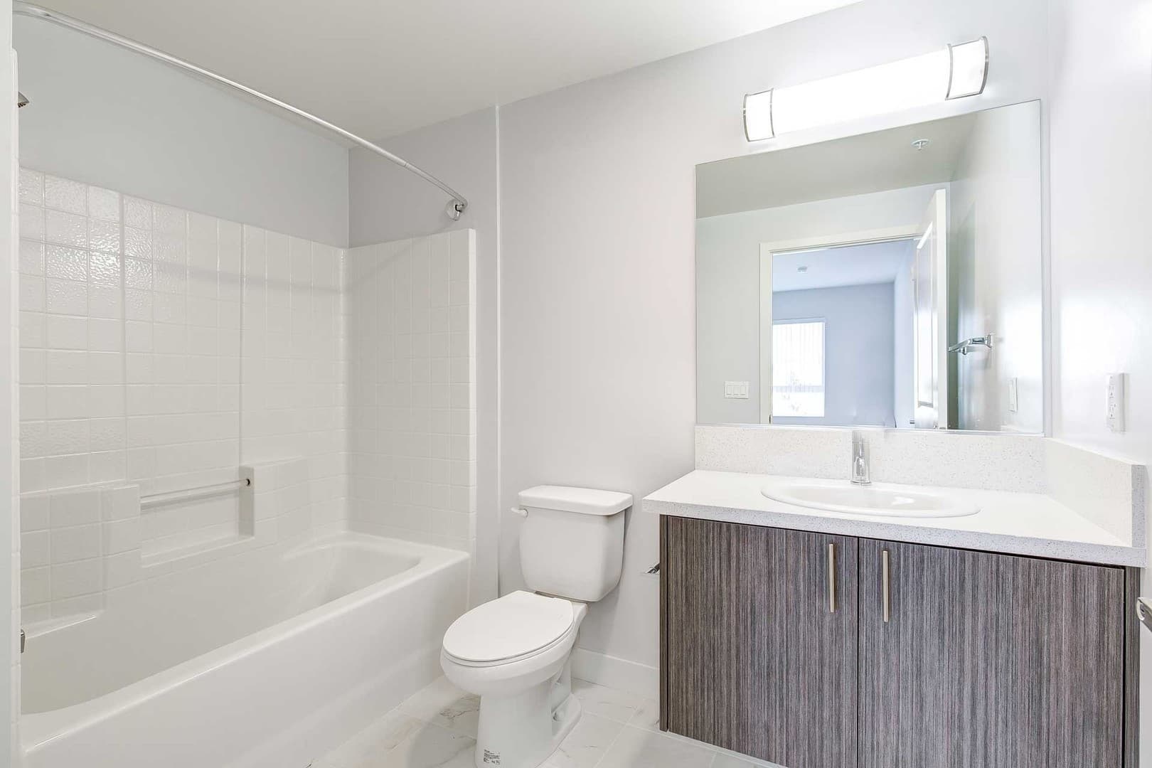 North Hollywood Apartment: 11721 Runnymede St.