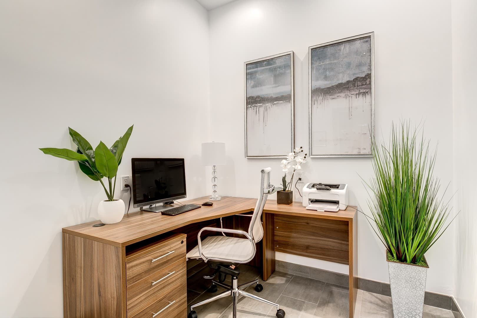 North Hollywood Apartment: 5338 Cartwright Ave.