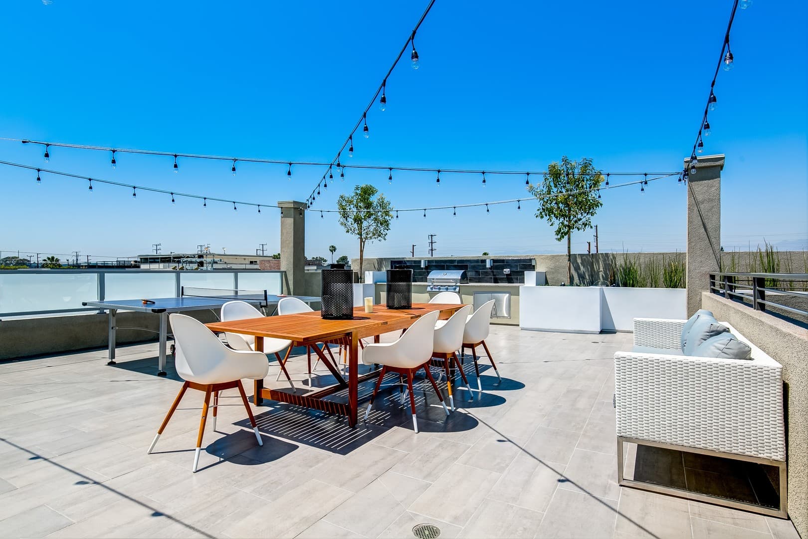 North Hollywood Apartment: 5338 Cartwright Ave.