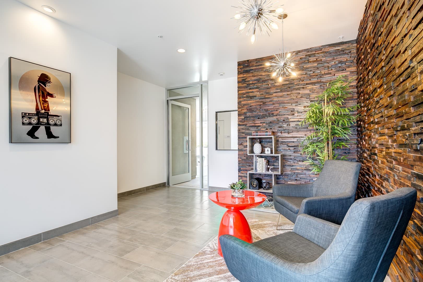 North Hollywood Apartment: 5338 Cartwright Ave.