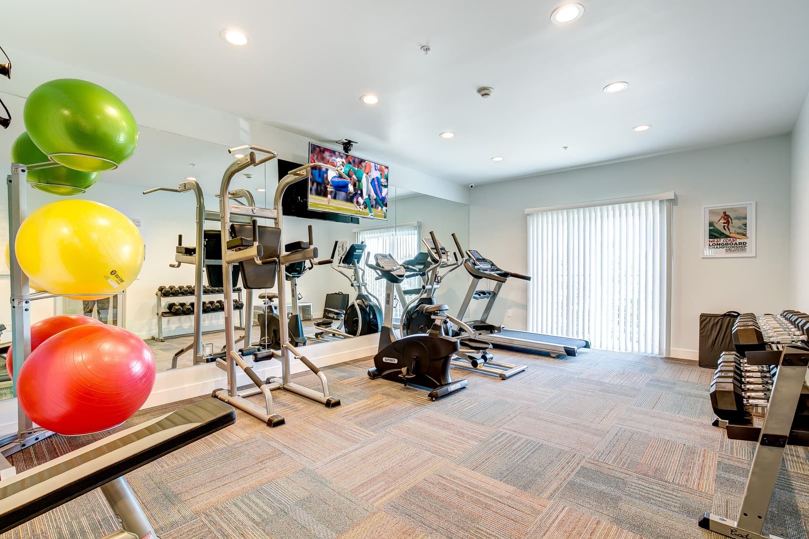 North Hollywood Apartment: 5338 Cartwright Ave.