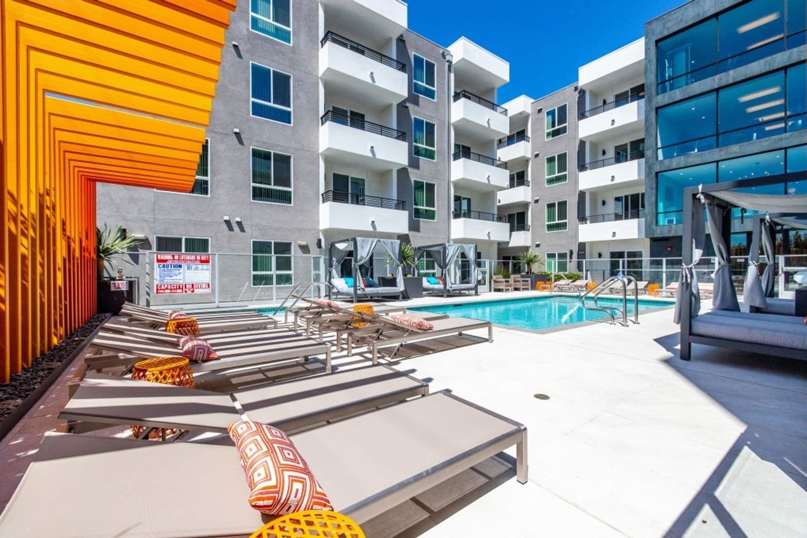 North Hollywood Apartment: 7401 Lankershim Blvd.