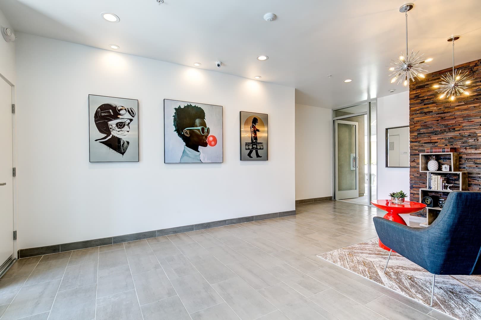North Hollywood Apartment: 5338 Cartwright Ave.