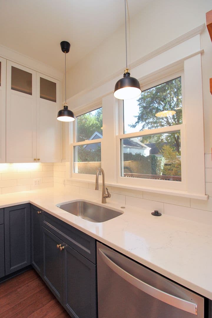 Portland House: 4106 NE 10th Ave