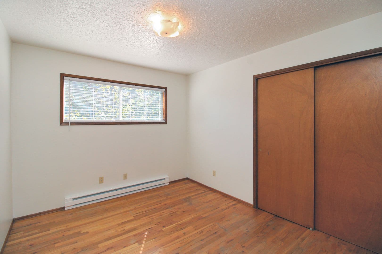 Portland Apartment: 623 - 631 NE 74th Ave