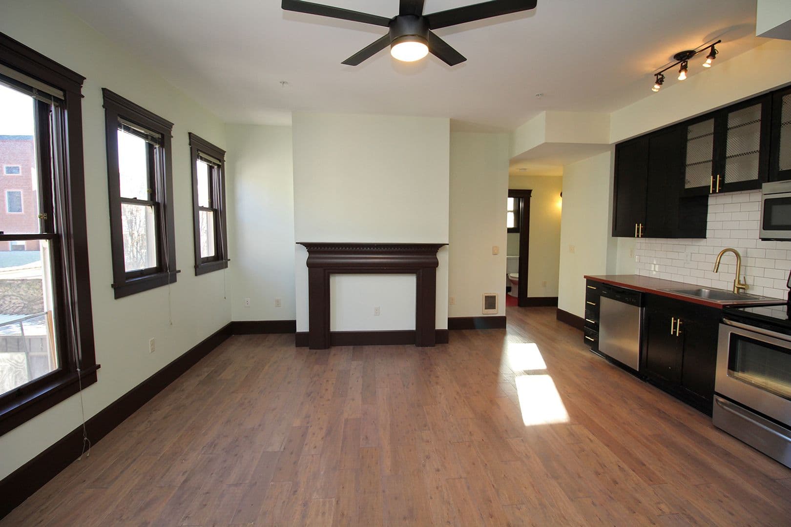 Portland Apartment: 1634 NW Everett St
