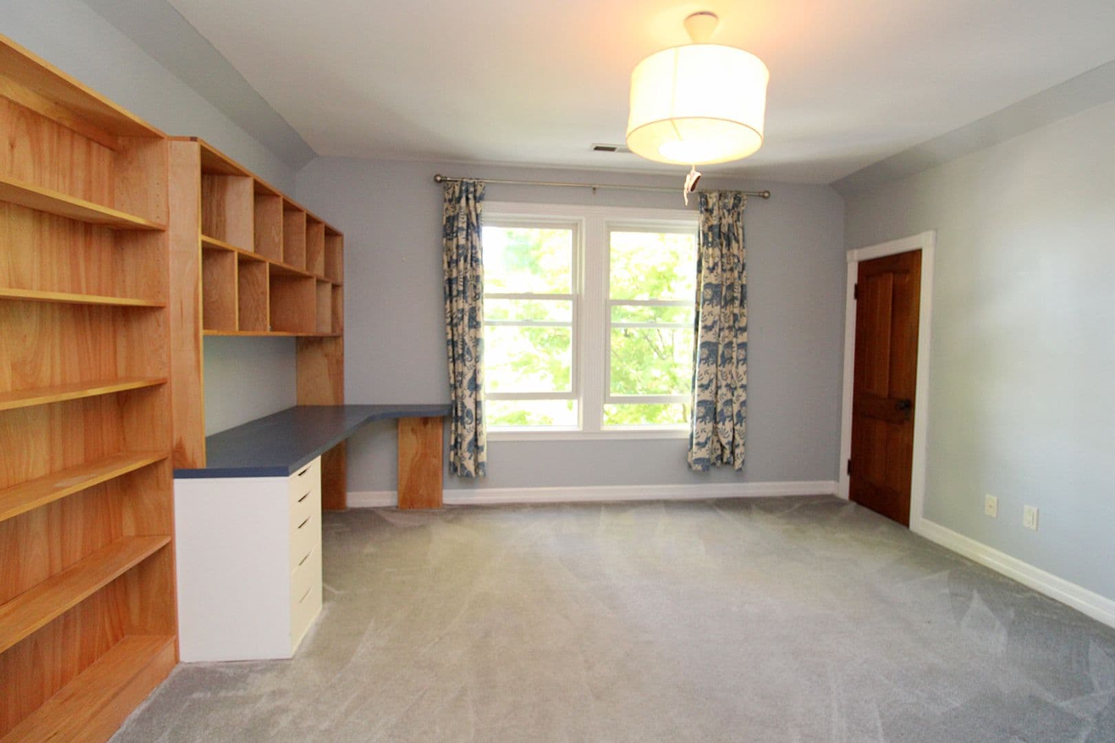 Portland Apartment: 1825 NW 24th Ave #A-B